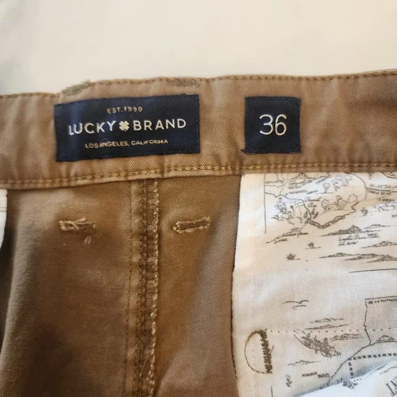 LUCKY BRAND, MENS NEW WITH TAGS,size 36- 121 slim Chino khaki tan pants,coolmax - Picture 4 of 16